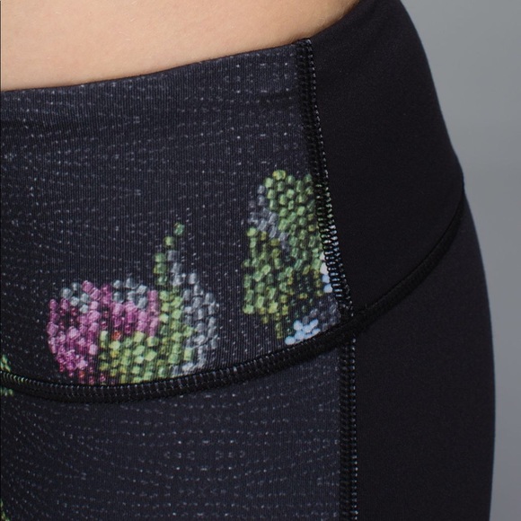 Lululemon Wunder Under Pant *Full-On Luon Garden - Picture 13 of 13